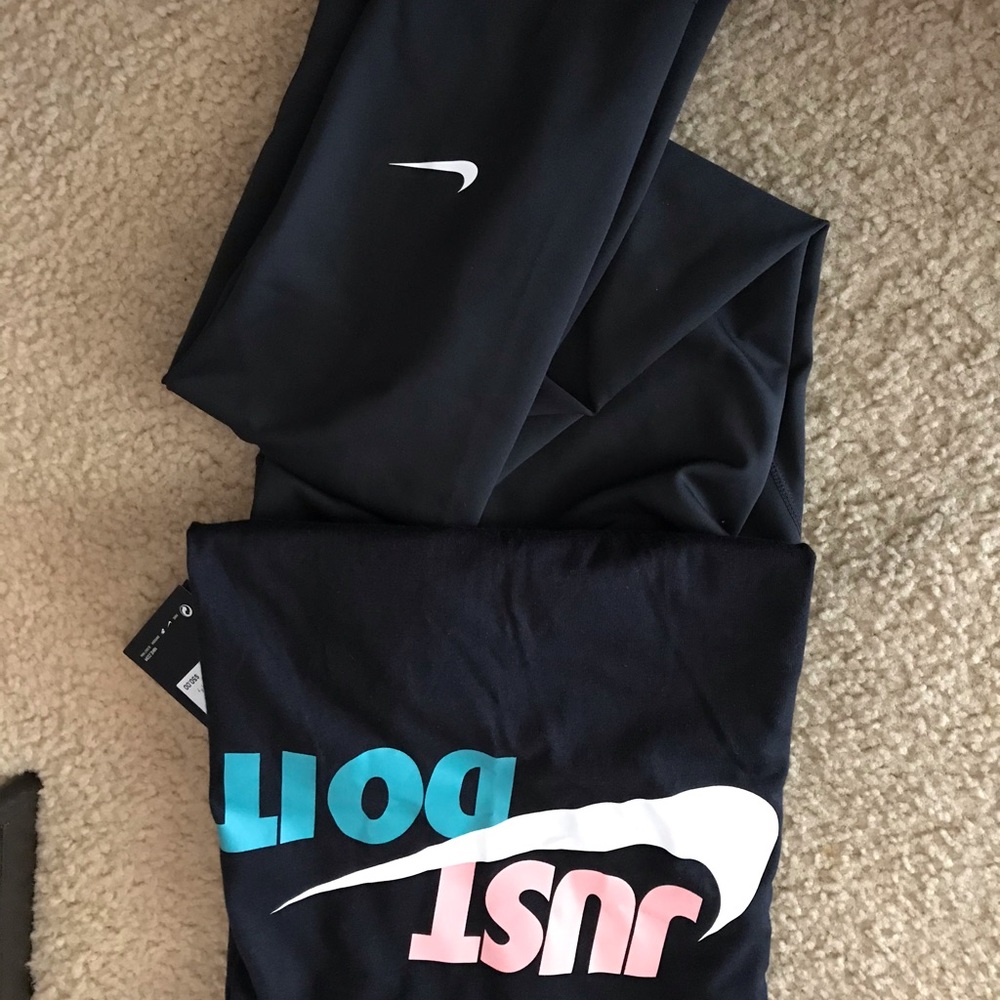 Women’s Nike Outfit 💎